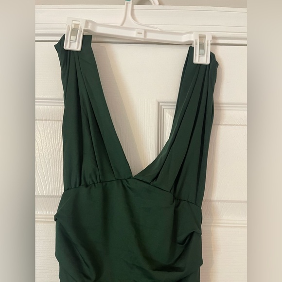 That’s So Fetch US - Trixie Midi Dress - Emerald - Picture 8 of 10